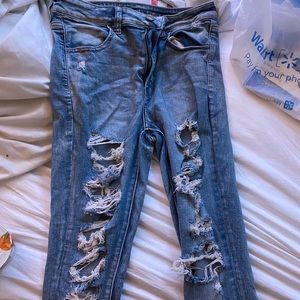 American eagle ripped jeans